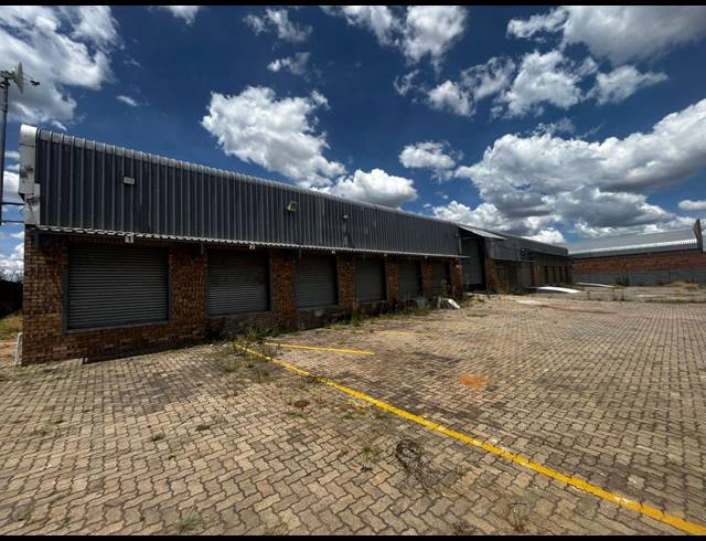 M² WAREHOUSE FOR SALE IN POLOKWANE INDUSTRIA